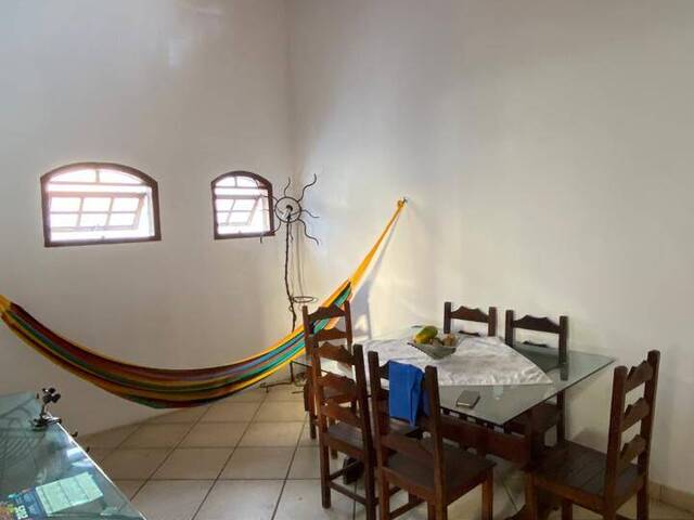 Apartamento para Venda em Cabo Frio - 2