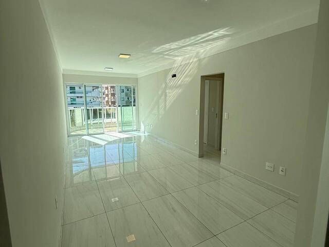 #1011 - Apartamento para Locação em Cabo Frio - RJ