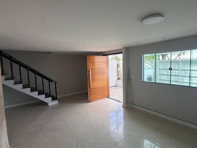 #712 - Casa para Locação em Cabo Frio - RJ