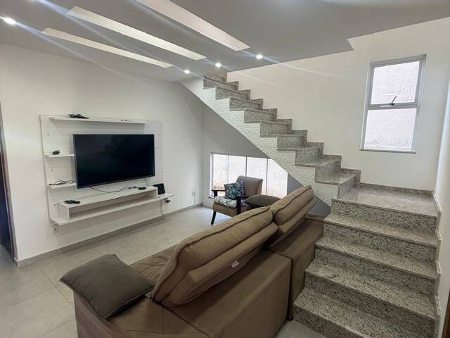 Casa para Locação em Cabo Frio - 2