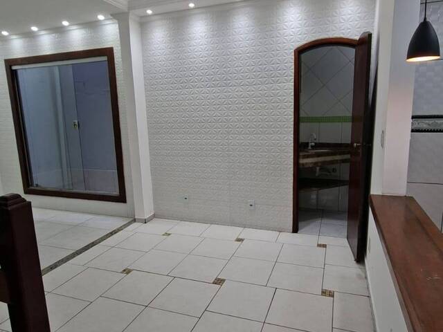 #1512 - Casa para Locação em Cabo Frio - RJ