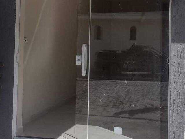 Sala para Locação em Cabo Frio - 4