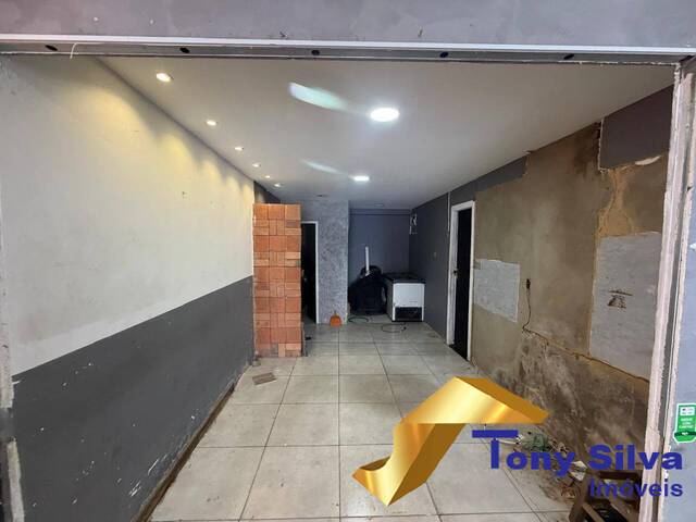 Sala para Locação em Cabo Frio - 2