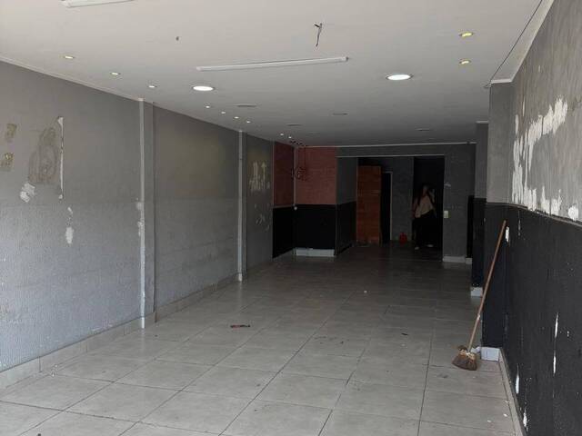 Sala para Locação em Cabo Frio - 4