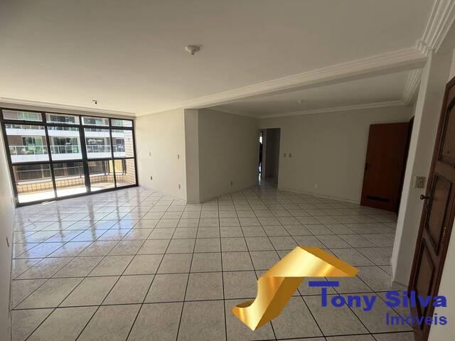 Apartamento para Venda em Cabo Frio - 2