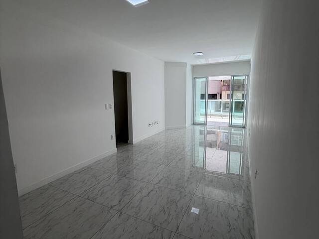 #2760 - Apartamento para Locação em Cabo Frio - RJ - 3