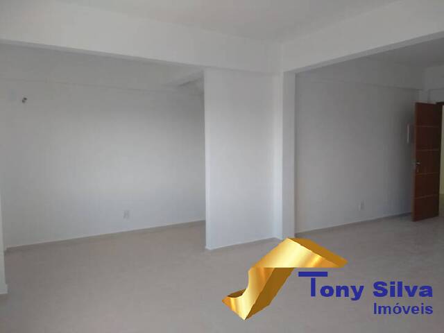 Sala para Locação em Cabo Frio - 4